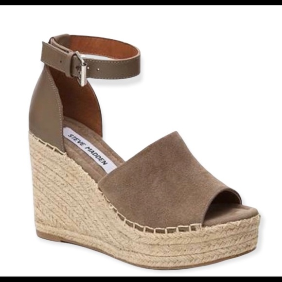 Steve Madden Shoes - Steve Madden Jaylen taupe espadrille wedges size 6